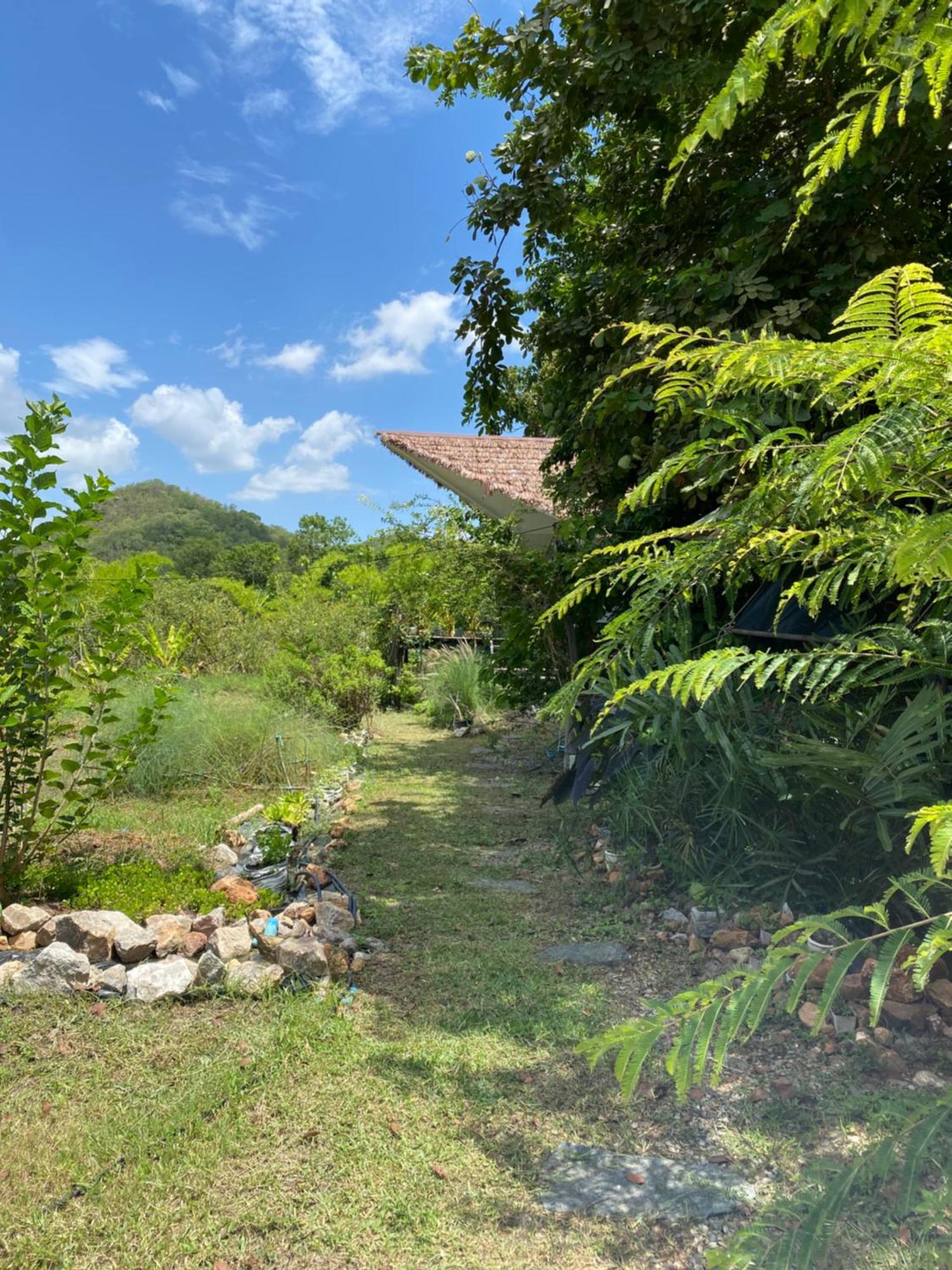 Royal Mountain View Villa Ratchaburi Exteriör bild